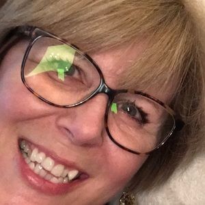 Meet your Posher, Rose